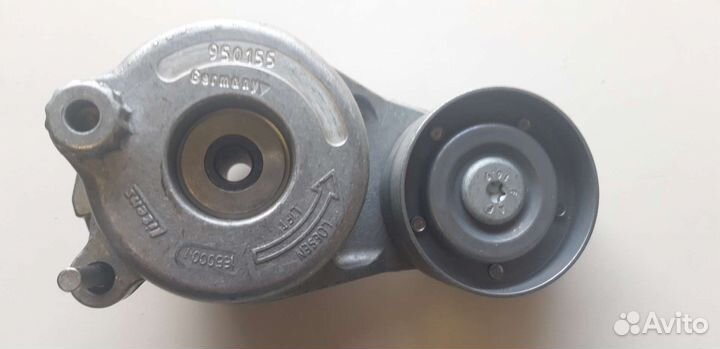 Натяжной механизм с роликом