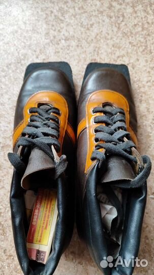 Ботинки лыжные р 38.5 СССР(Скороход)