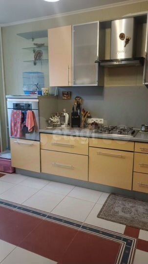 3-к. квартира, 90 м², 7/10 эт.