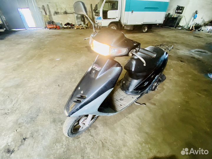 Японский скутер Honda Dio