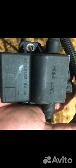 Коммутатор со встроенным трансформатором