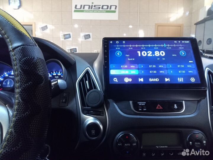Магнитола Unison 4/64G Hyundai ix35 Android 10