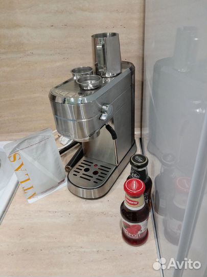 Кофеварка рожковая dexp EM-1450 серый