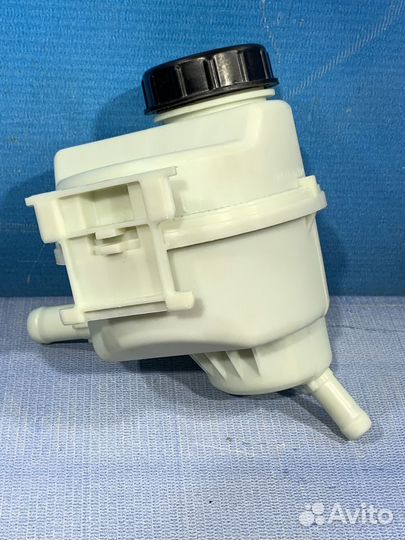 Бачок гидроусилителя гур LADA largus 2 ларгус