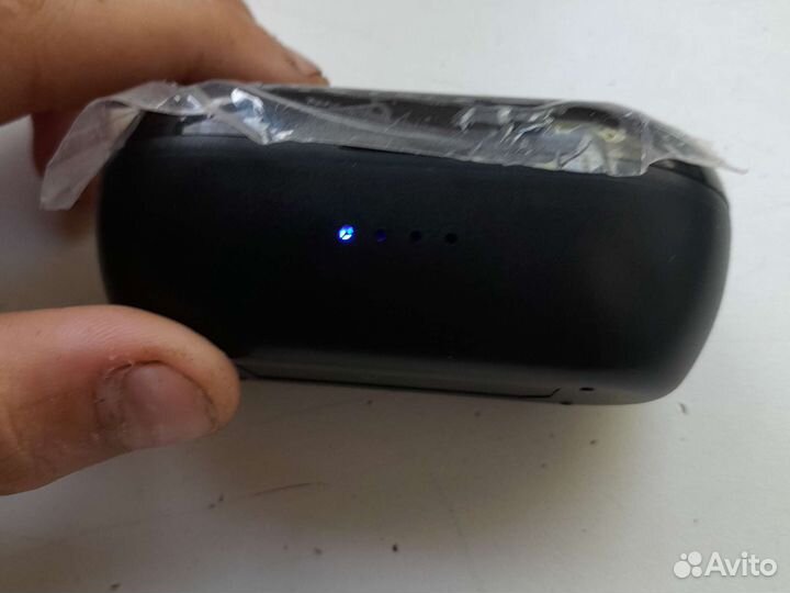 Беспроводные наушники новые