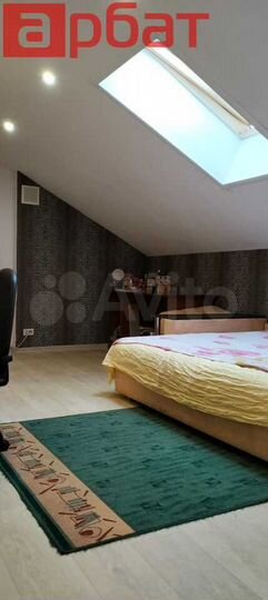 4-к. квартира, 134,4 м², 2/2 эт.