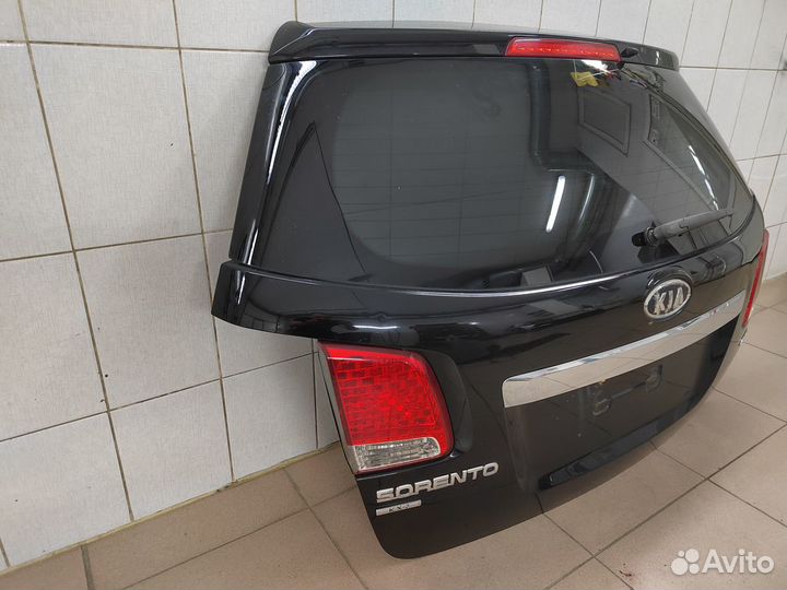 Крышка багажника в сборе Kia Sorento 2 XM