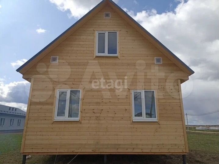 Дом 60 м² на участке 8 сот.