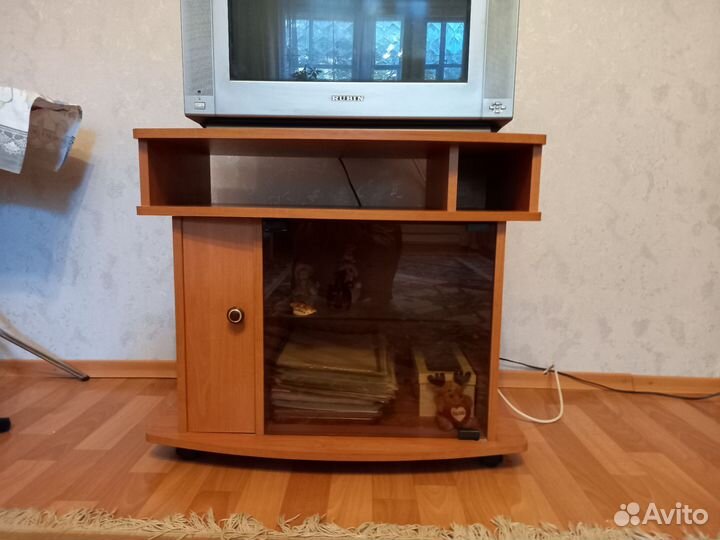 Тумба под телевизор