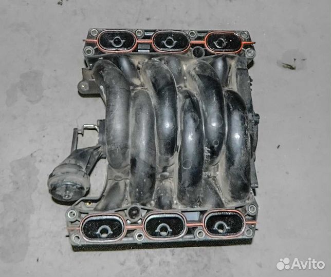 Коллектор впускной Audi A6 C5 2.4