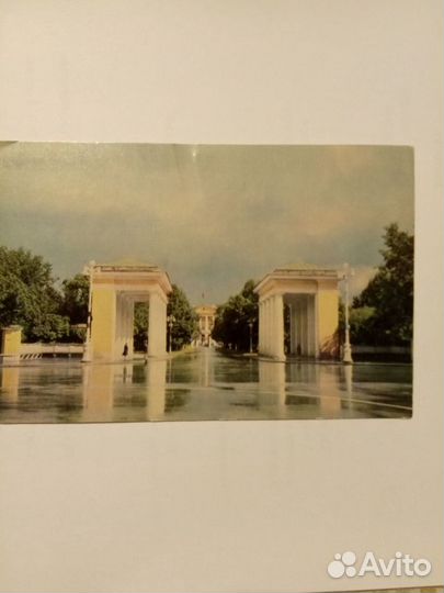 Открытка Ленинград- Смольный 1968г