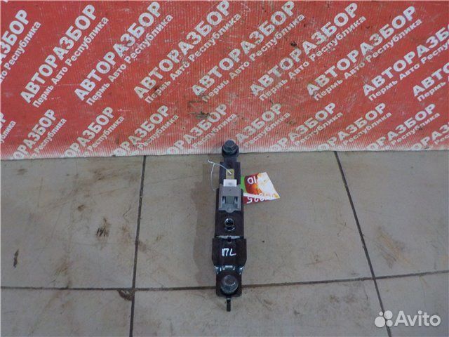 Механизм регулировки высоты ремня безопасности