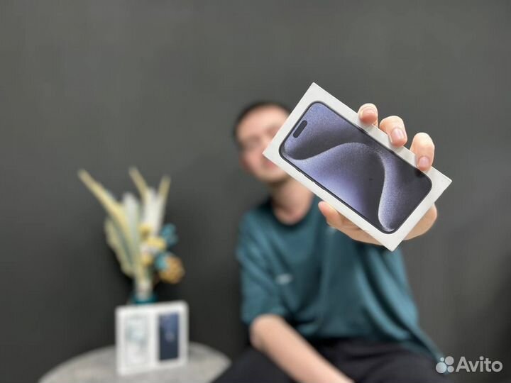 iPhone 15 Pro, 512 ГБ