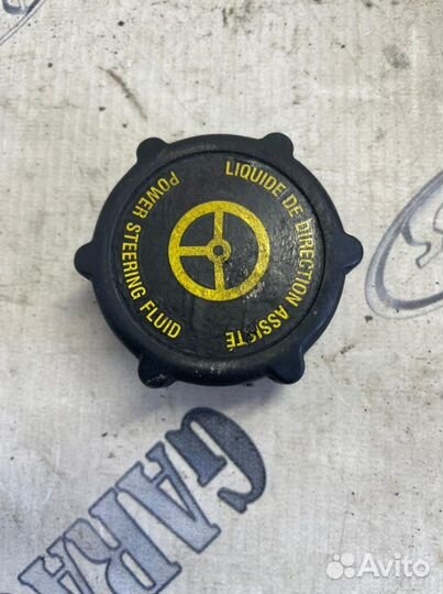 Крышка бочка гур Ford Mondeo 1