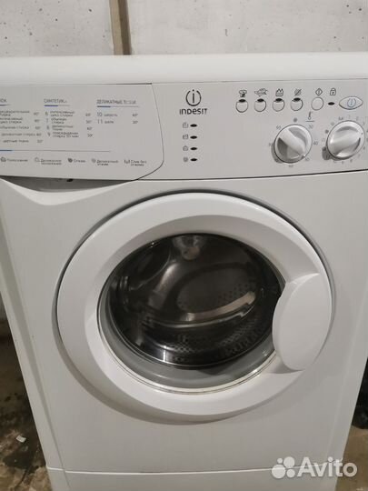 Стиральная машина indesit 5кг