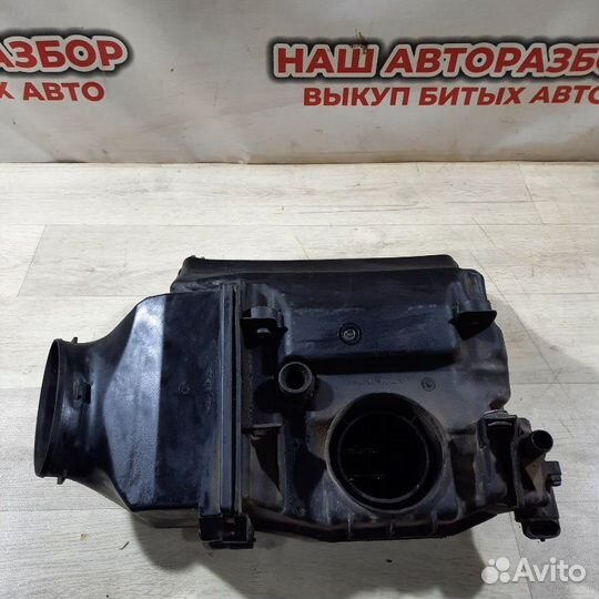 Корпус воздушного фильтра Renault Duster 2013