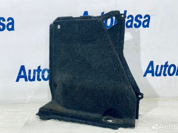 Обшивка багажника левая Land Rover Range Rover LM