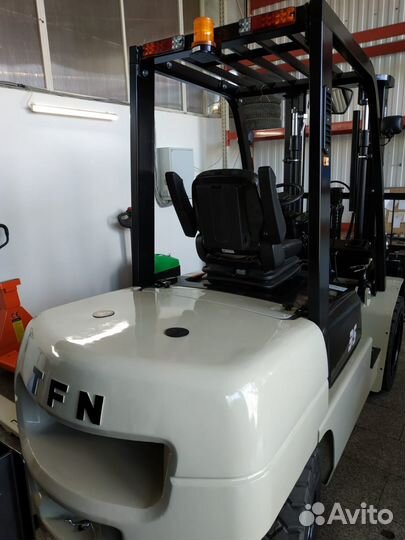 Вилочный погрузчик TFN CPCD35, 2023