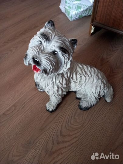 Фигурка собаки гипсовая