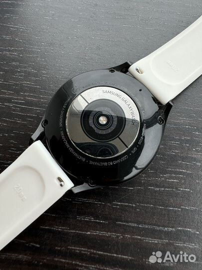 Samsung Galaxy Watch4 44mm