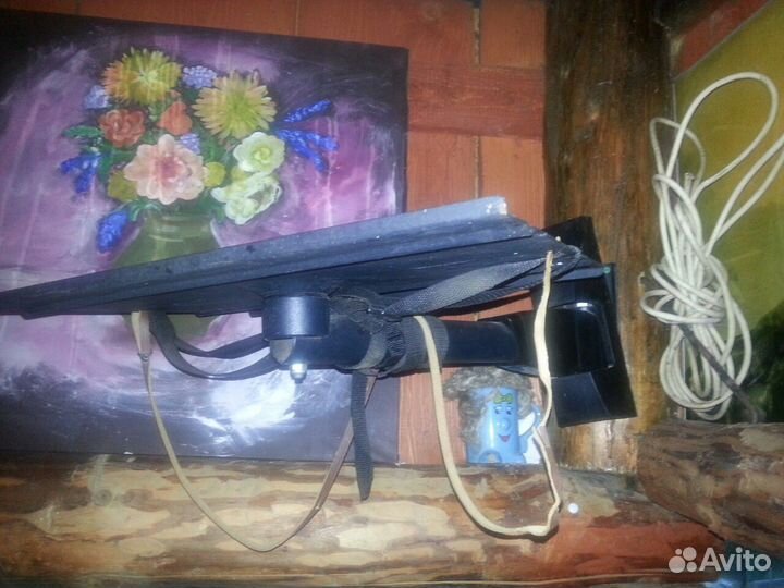 Кронштейн настенный для телевизора