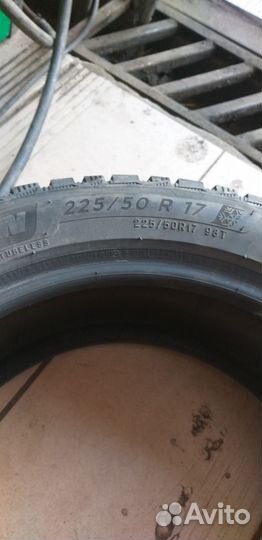 Michelin X-Ice North 4 225/50 R17