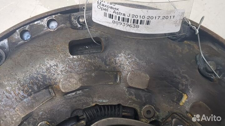 Маховик Opel Astra J, 2011