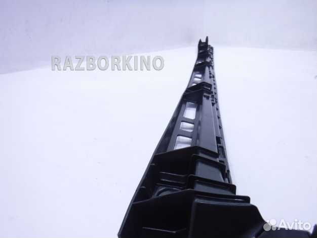 Кронштейн накладки порога