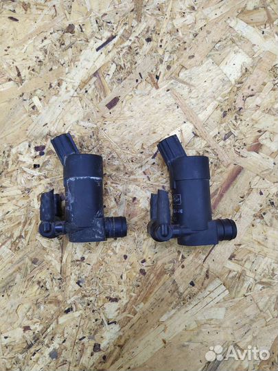 Насос омывателя лобового стекла Ford Focus 2 C-max