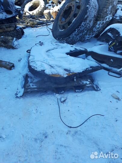 Седло man f 2000. И ивеко