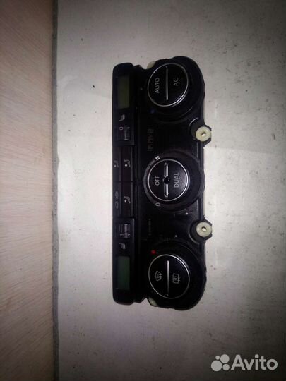 Блок управления климатом volkswagen jetta 5