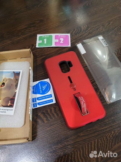 Защитное стекло и чехол на Samsung s9