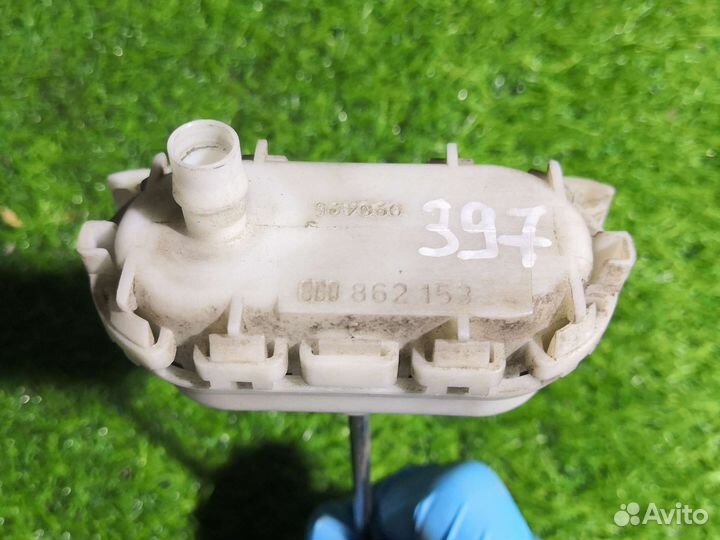 Блокиратор лючка бензобака вакуумный Audi A4 b5