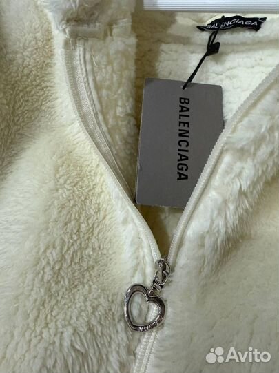 Шубка Balenciaga женская крутая