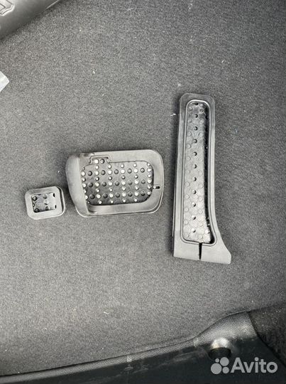 Накладки на педали для Мерседесов