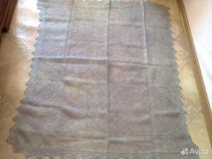 Два платка оренбургских из козьего пуха