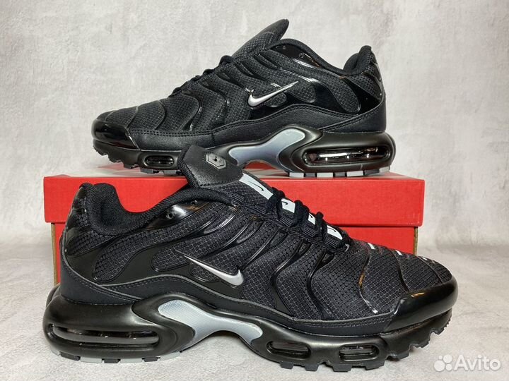 Кроссовки Nike Air Max Tn Plus