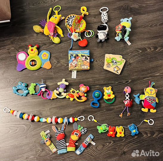 Развивающие игрушки пакетом