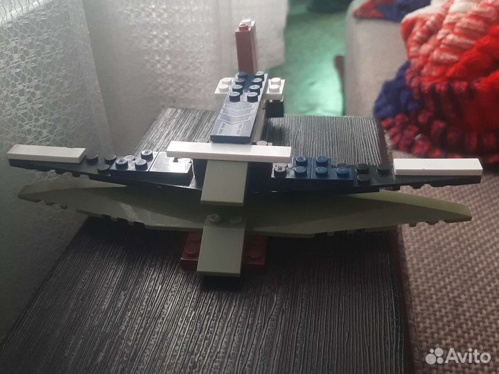 Lego самолет
