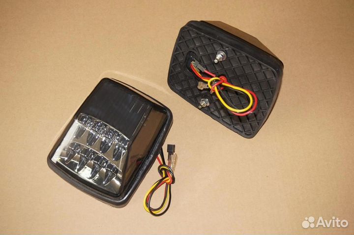 Поворотники на крылья Mercedes G-Class R1450