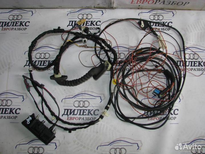 Камера заднего вида VW Tiguan 2007-2011