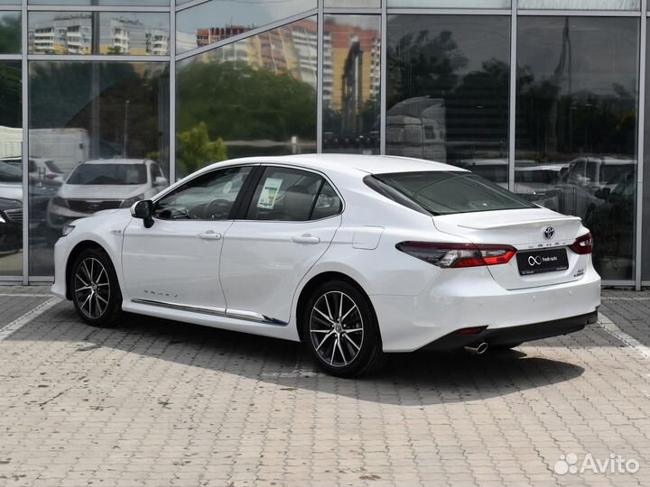 Toyota Camry 2.5 CVT, 2022, 84 км
