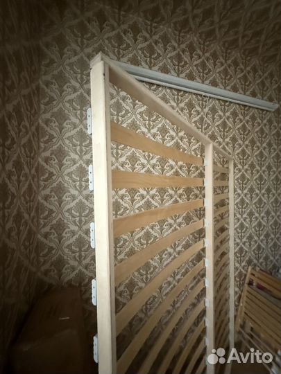 Каркас кровати с ламелями