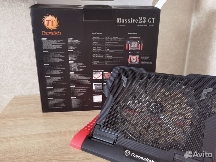 Охлаждающая подставка для ноутбука Thermaltake