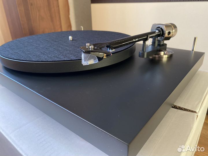 Pro-Ject debut PRO (Pick It PRO) Satin Black