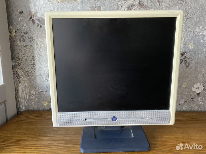 Монитор Benq