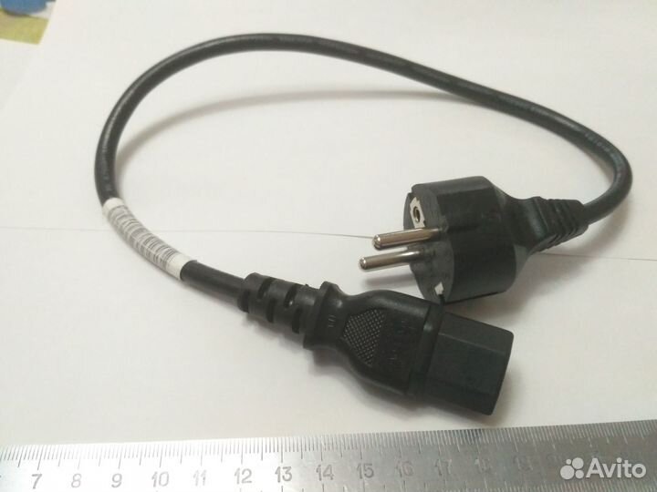 Сетевой кабель (