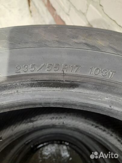 Yokohama 704R 235/55 R17 103T