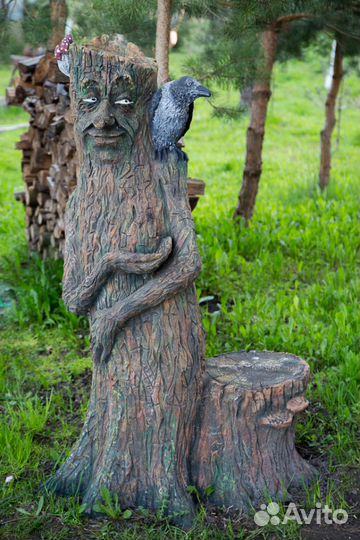 Садовая фигура «Ворон на пне» 150 см