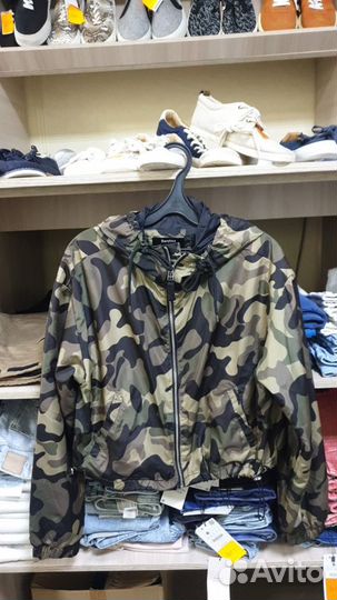 Bershka женские ветровки
